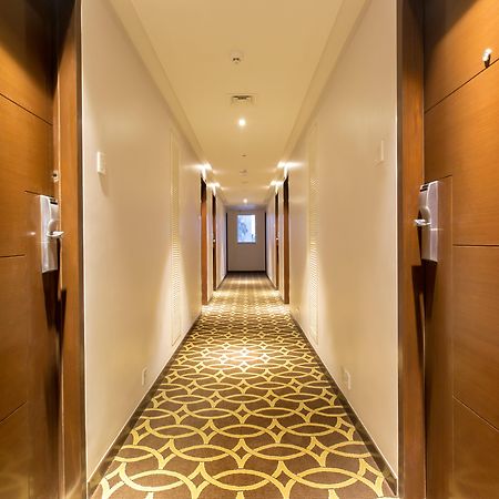 Ramee Guestline Hotel Juhu Mumbai Ngoại thất bức ảnh