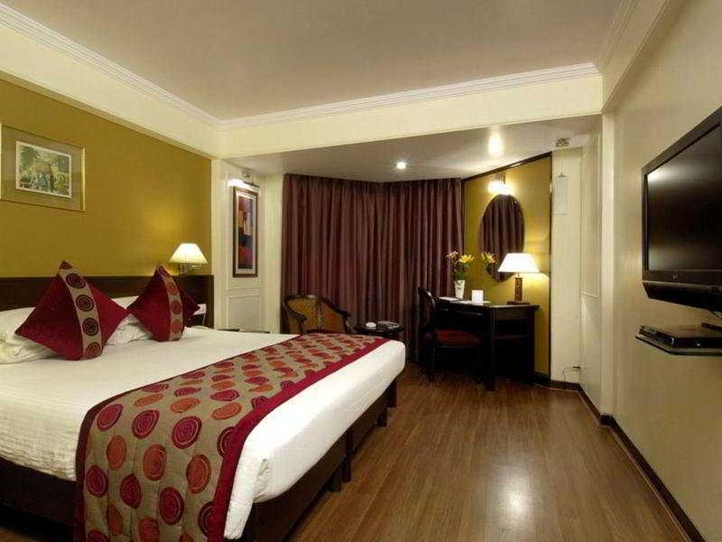 Ramee Guestline Hotel Juhu Mumbai Ngoại thất bức ảnh