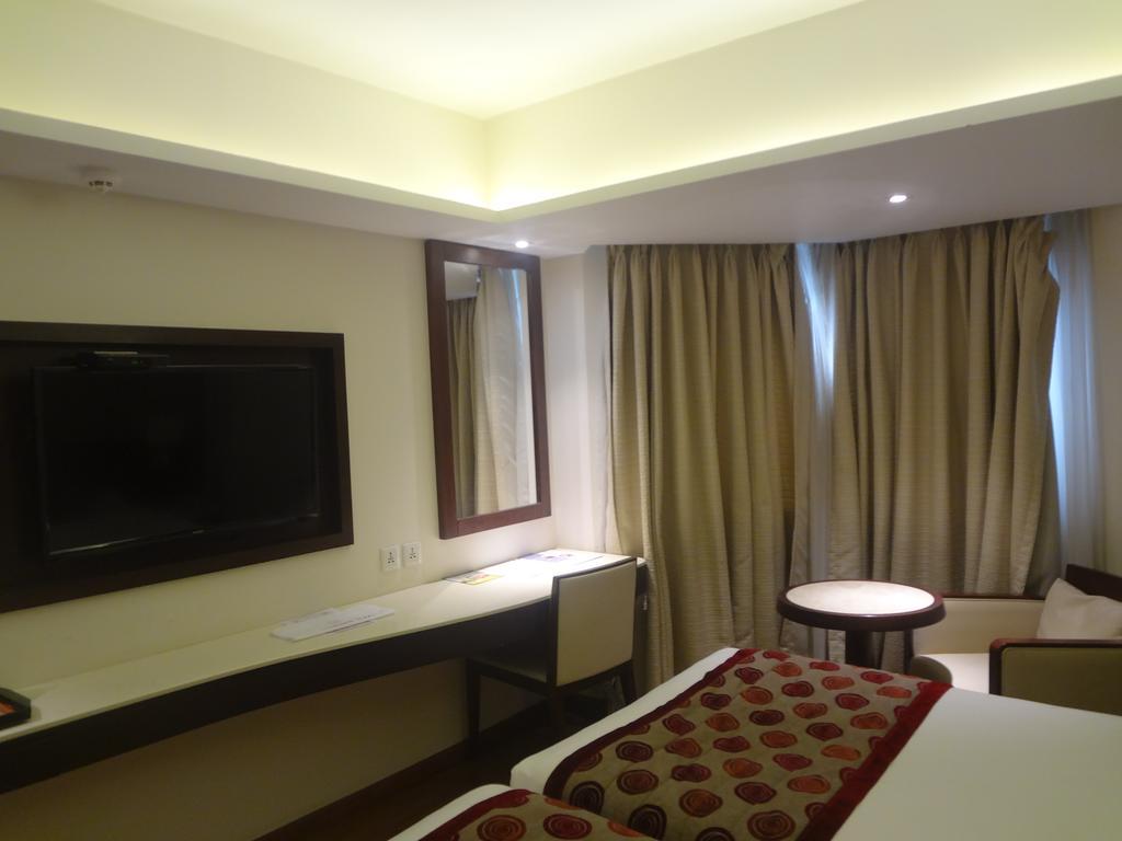 Ramee Guestline Hotel Juhu Mumbai Ngoại thất bức ảnh